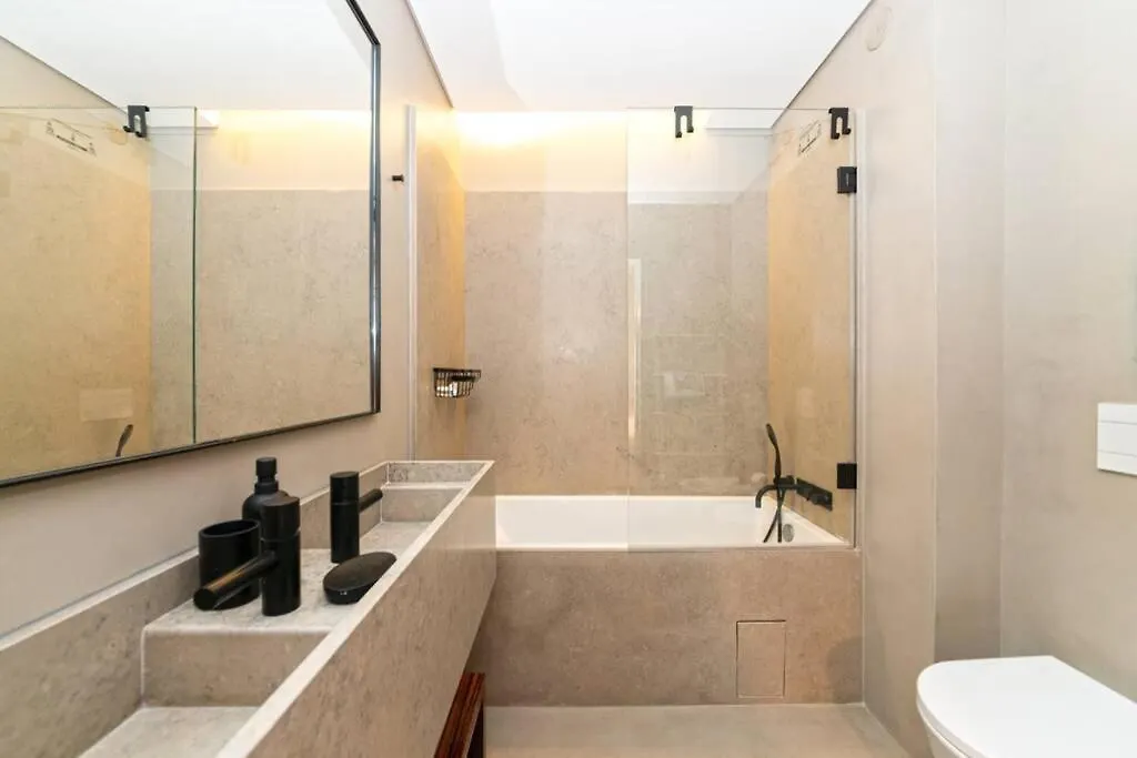 Stylish Apartment By Av. Da Liberdade Lisbon